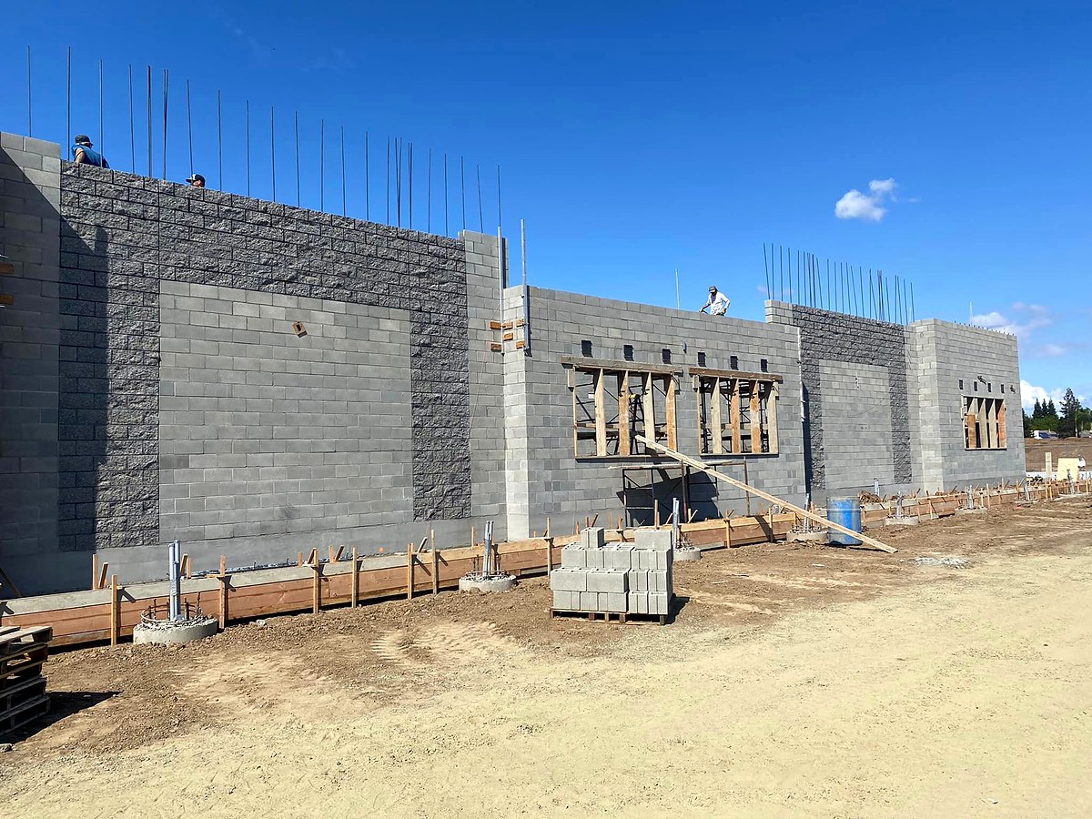 Large commercial CMU block wall construction by Warrens Masonry